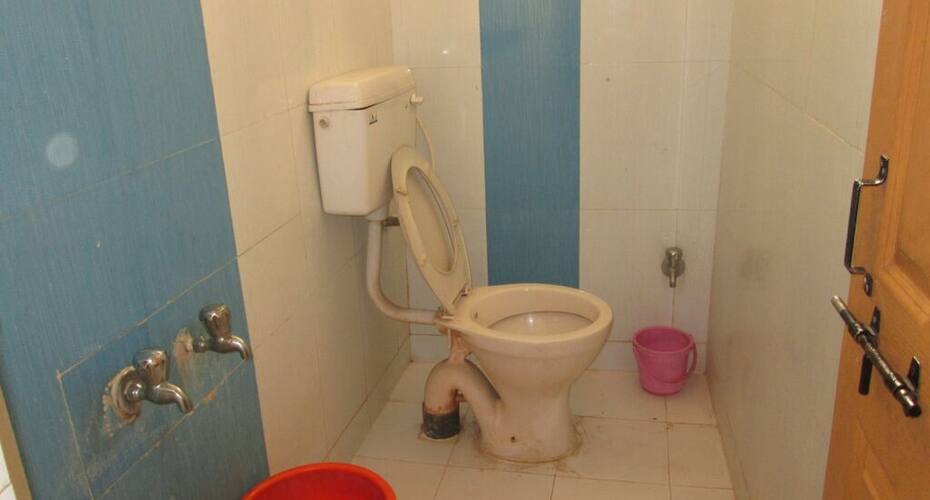 Saidas Guest House, Shirdi 5